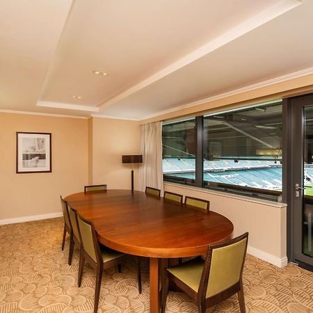 London Twickenham Stadium Hotel, A Member Of Radisson Individuals Eksteriør billede